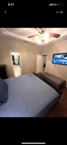 Delightful Downtown Frisco House